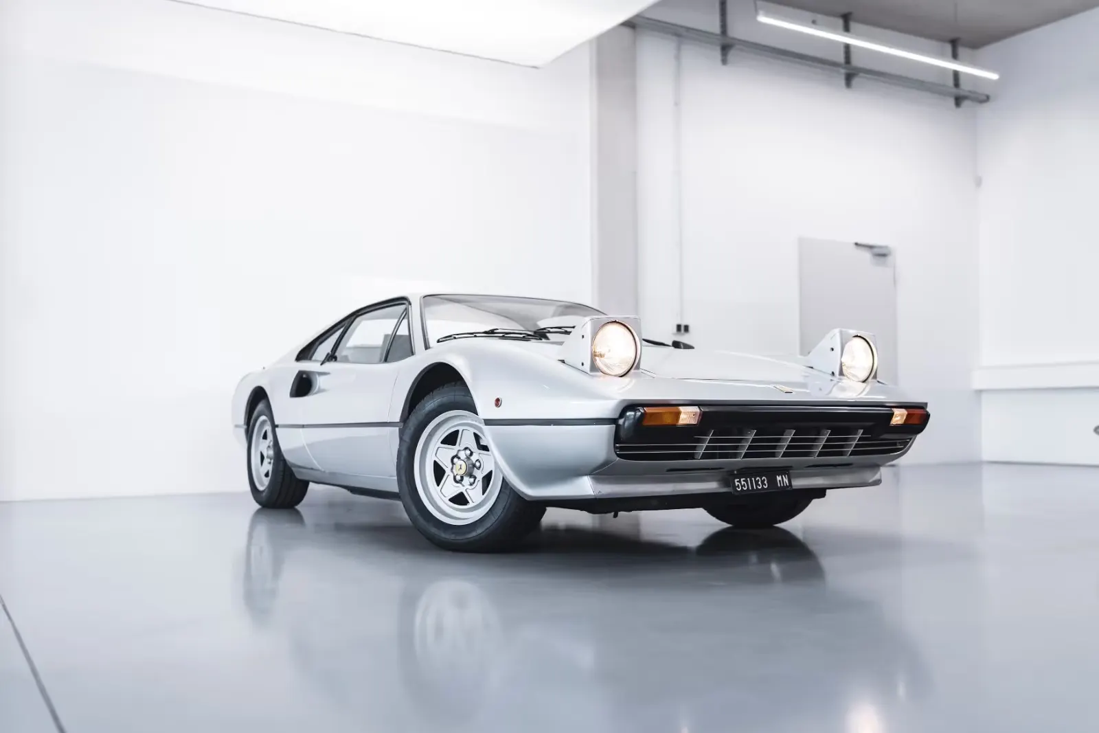Ferrari 208 GTB 1982